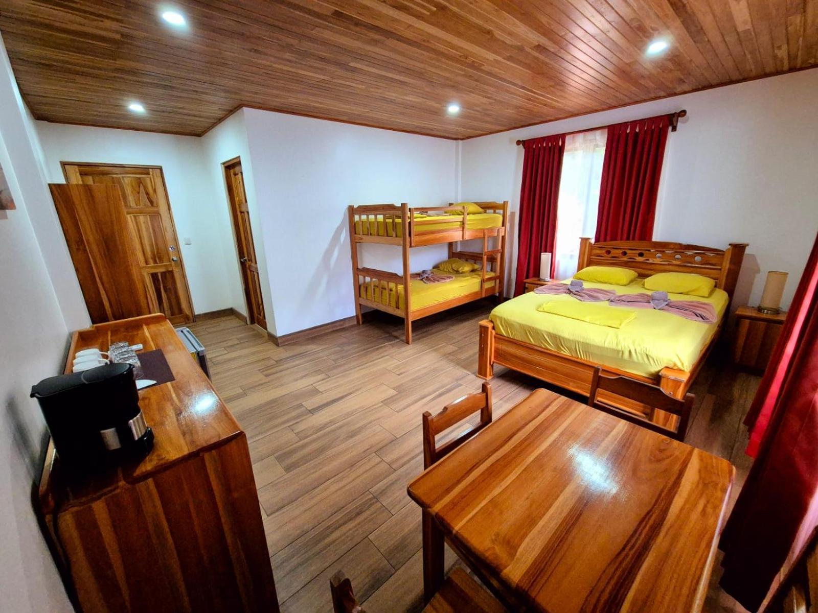Corcovado & Drake Inn Drake Bay Ngoại thất bức ảnh
