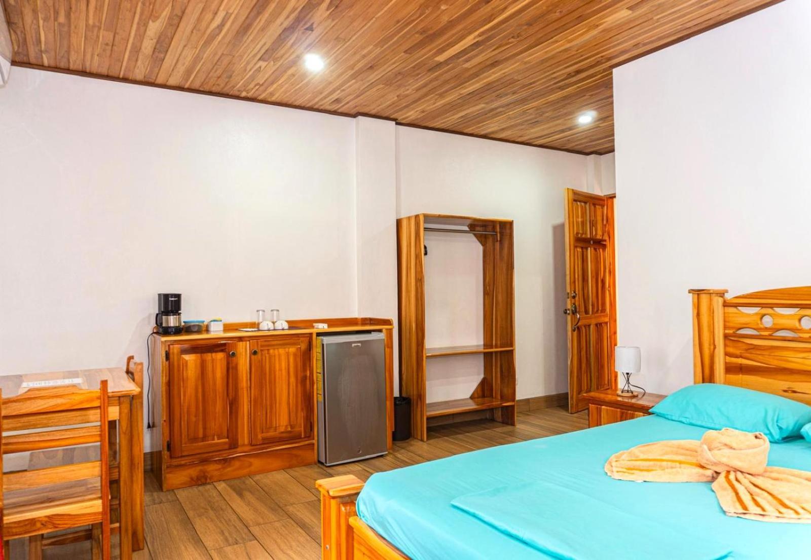 Corcovado & Drake Inn Drake Bay Ngoại thất bức ảnh