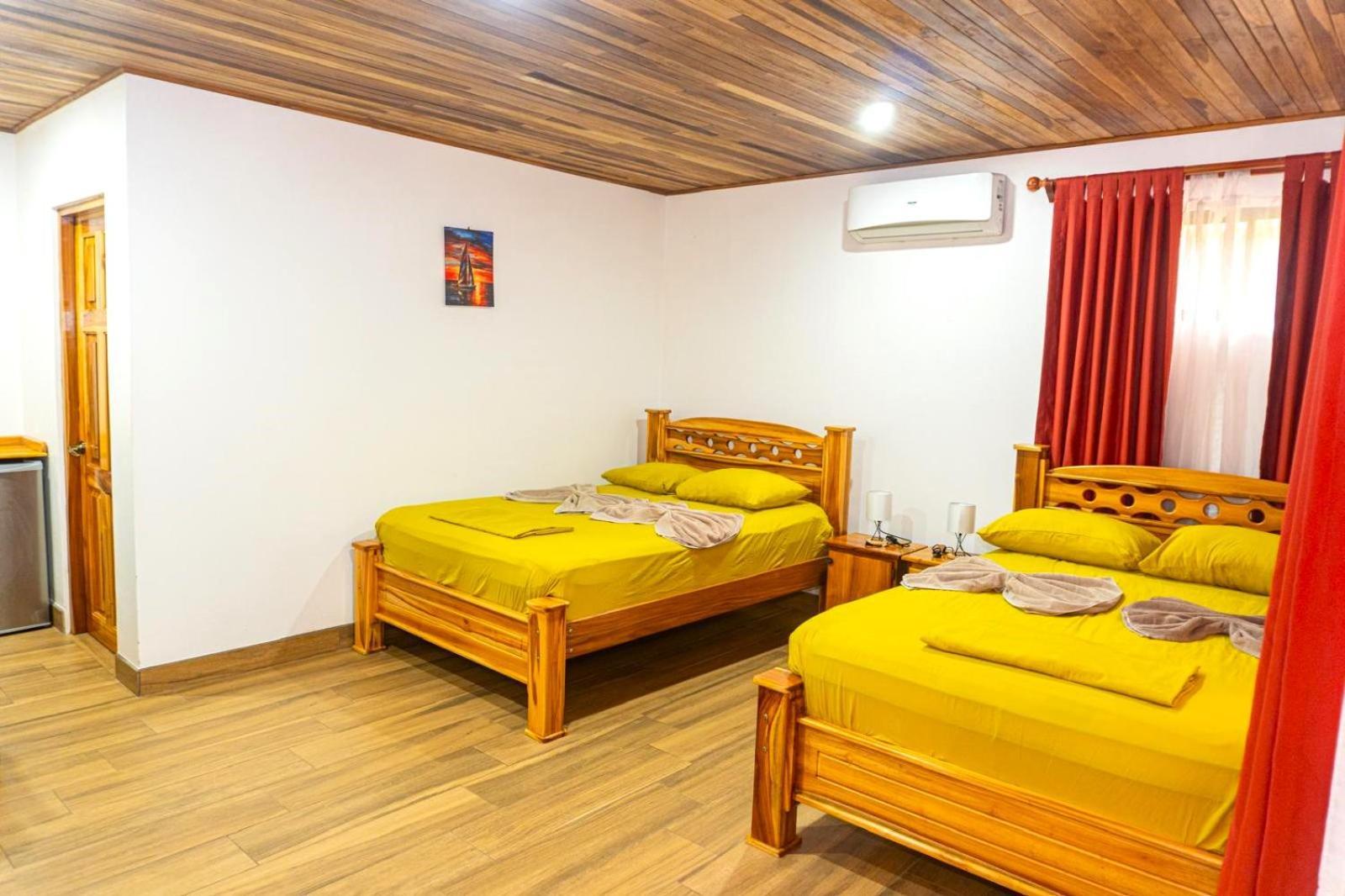 Corcovado & Drake Inn Drake Bay Ngoại thất bức ảnh